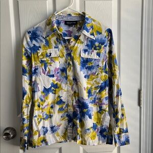 Vintage Jones New York Button Down Shirt. Size Medium